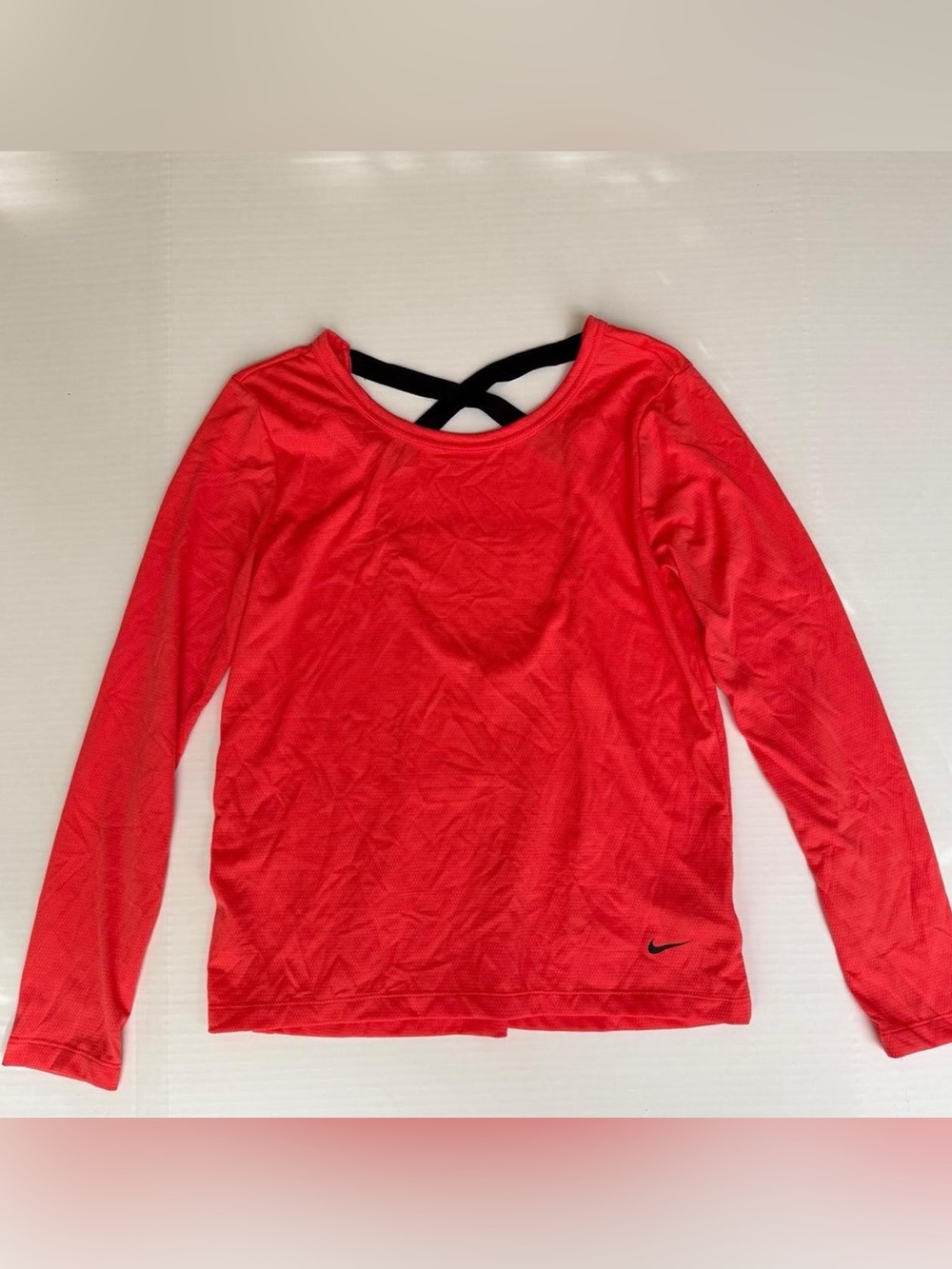 Nike Dri-FIT Bright Coral Long Sleeve Top Black Cross Scoop Back Women’s S